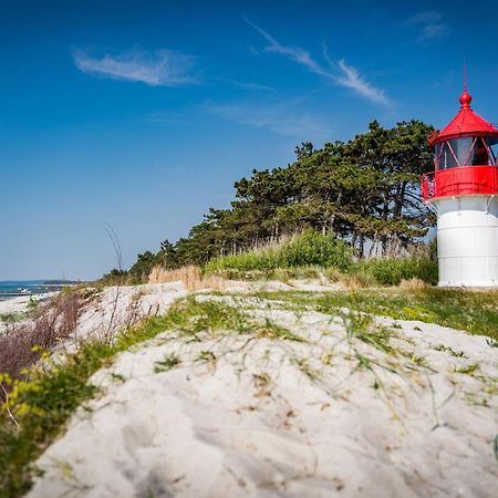 Hotel Ruegenschmiede Vis A Vis Hiddensee Schaprode Bagian luar foto